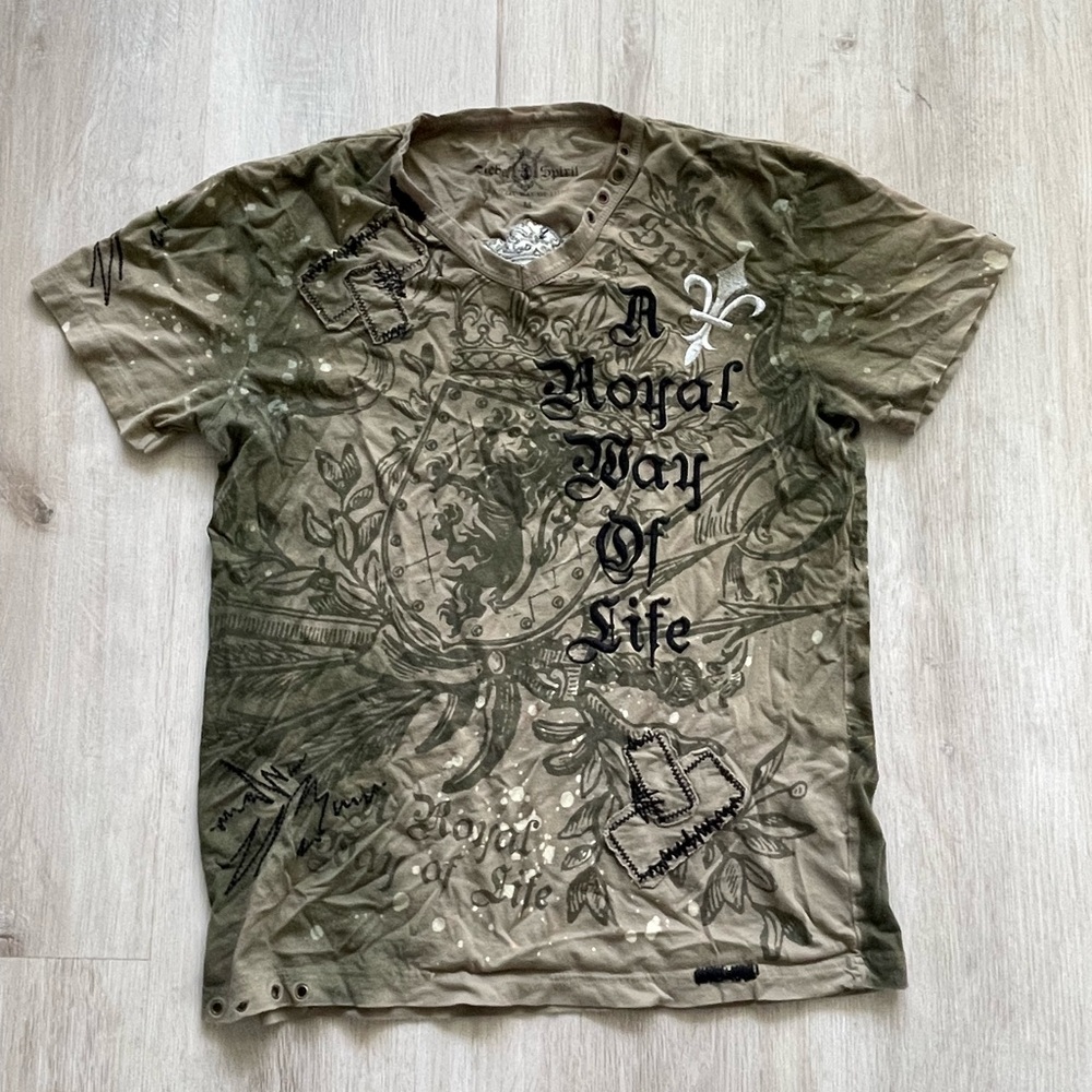 Rebel Spirit Army Green V-neck T-shirt